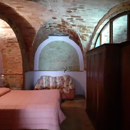Agriturismo Alle Rose Volterra Exterior photo