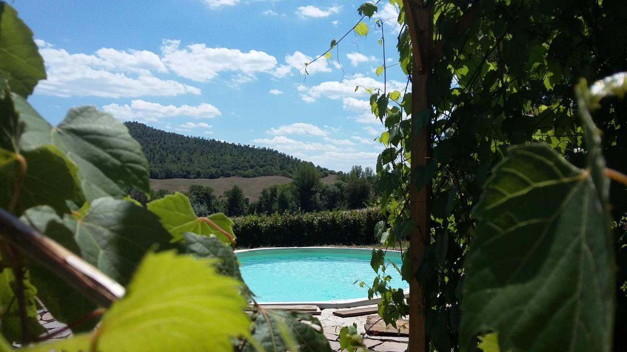 Agriturismo Alle Rose Volterra Exterior photo