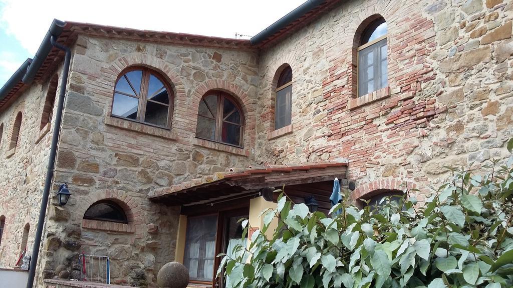 Agriturismo Alle Rose Volterra Exterior photo